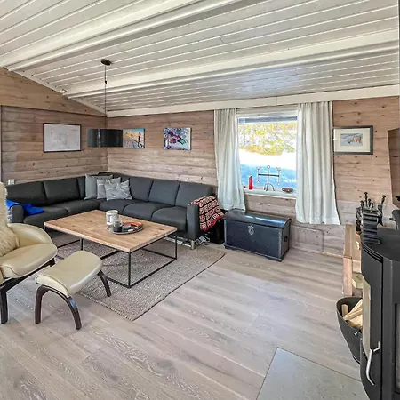 4 Bedroom Stunning In